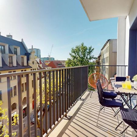 Family House Near The Market Square -Perfect For Family & Business Stays - Ksiecia Witolda Street 500 Steps To Market Square - 2 Bedrooms,2 Parking Places Wrocław Eksteriør billede