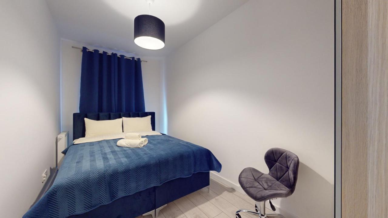 Family House Near The Market Square -Perfect For Family & Business Stays - Ksiecia Witolda Street 500 Steps To Market Square - 2 Bedrooms,2 Parking Places Wrocław Eksteriør billede