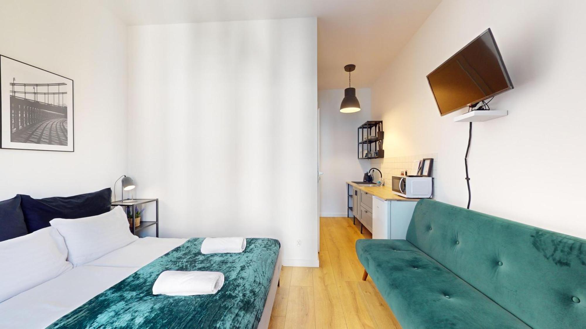 Family House Near The Market Square -Perfect For Family & Business Stays - Ksiecia Witolda Street 500 Steps To Market Square - 2 Bedrooms,2 Parking Places Wrocław Eksteriør billede